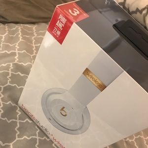 BEATS STUDIO WIRELESS 3 WHITE GOLD